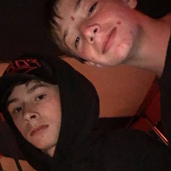 Meet your Posher, Ian - Picture 1 of 1